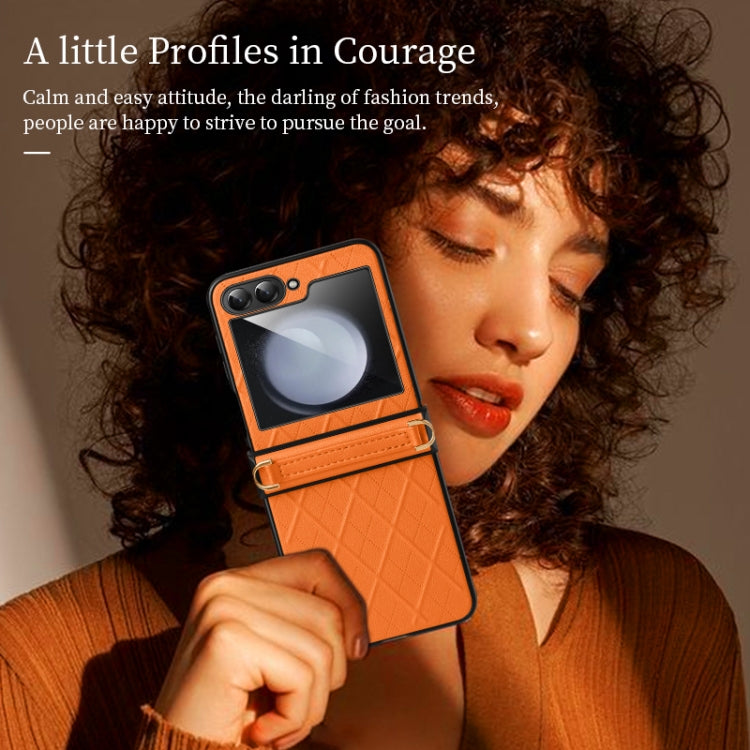 For Samsung Galaxy Z Flip6 / Flip7 FE SULADA Elegant Rhombic Texture Folding Phone Case with Lanyard(White) by SULADA